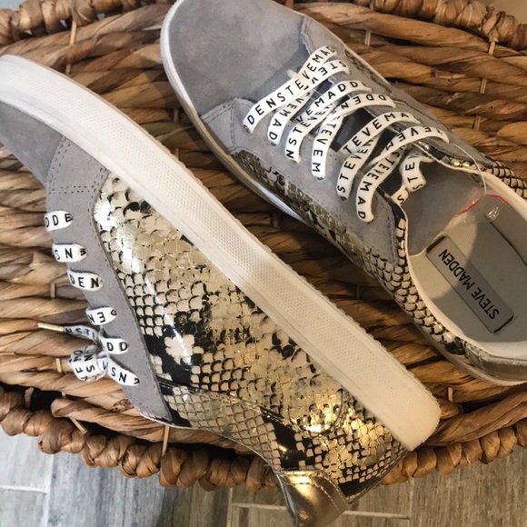 BRAND NEW! STEVE MADDEN Sneakers - Picture 5 of 8
